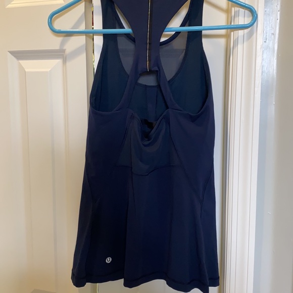 Lululemon Mesh Razorback Tank Built in bra - Picture 4 of 7